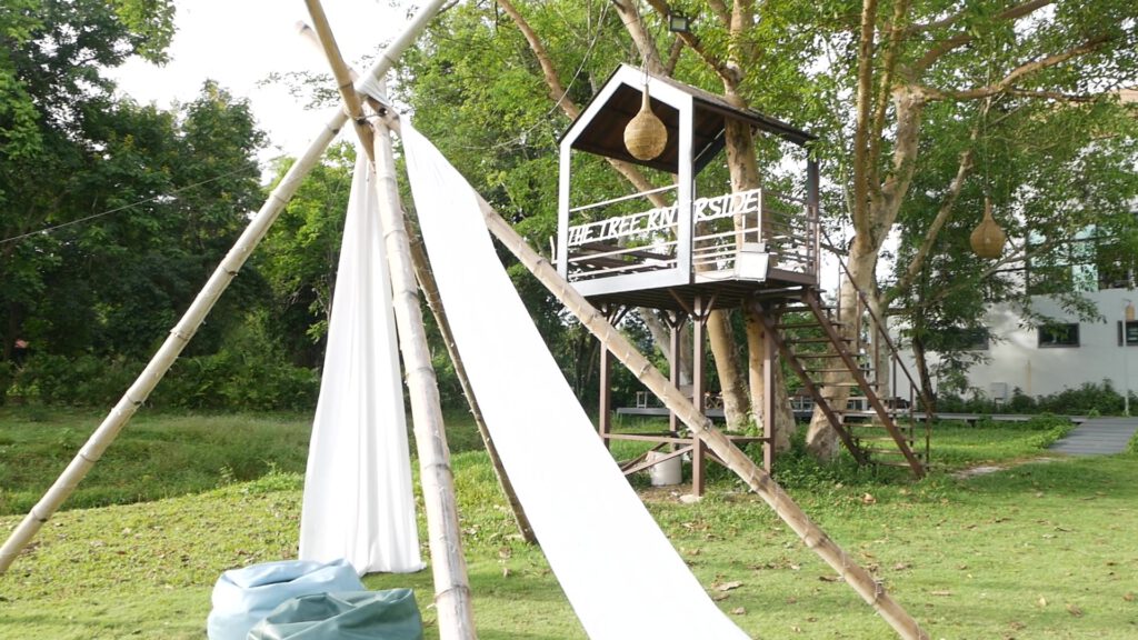 glamping the tree riverside petchaburi